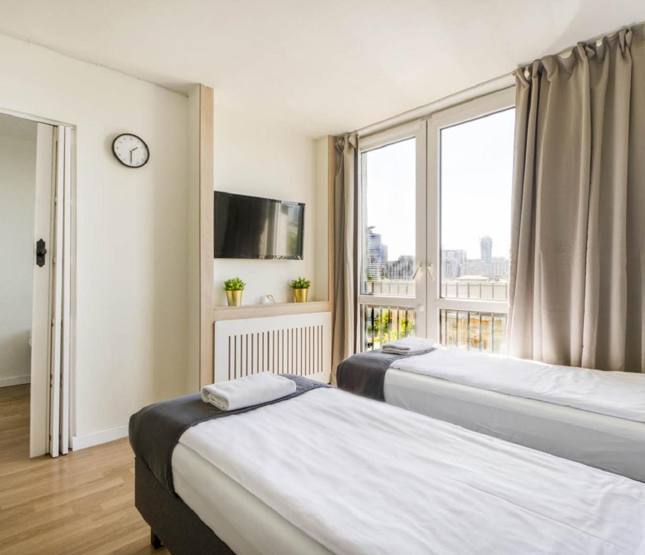 Labo Zelazna Brama Apartment Warsaw